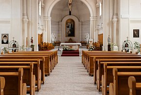 Miliony na Kościół w 2026 roku. Państwo co roku dokłada do duchownych-19546