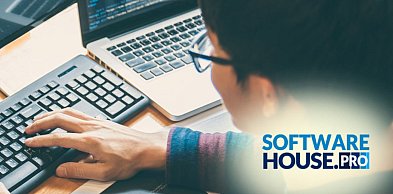 Software house laravel w Polsce – jak firmy budują panele administracyjne i system