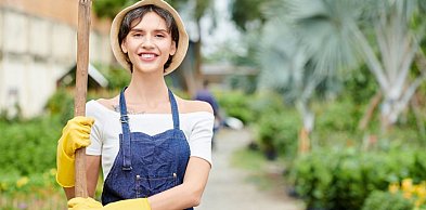 Zawód ogrodnika w praktyce – jakie umiejętności są potrzebne i jak je zdobyć