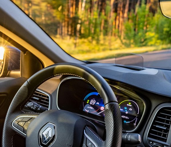 Masz to auto w garażu? Producent natychmiast wzywa na kontrolę!-18913