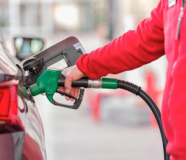 UOKiK skontrolował paliwa. Sprawdź, które stacje wypadły najgorzej-19211