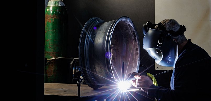 Urządzenia i osłona do pracy w spawalnictwie